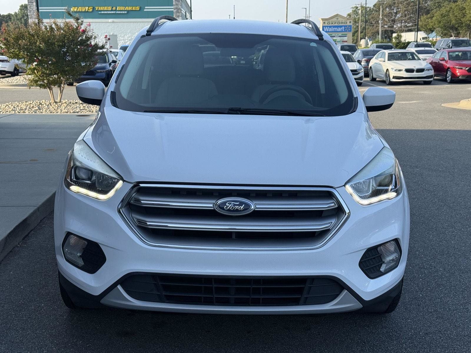 Used 2017 Ford Escape SE w/ Equipment Group 201A FWD image 26