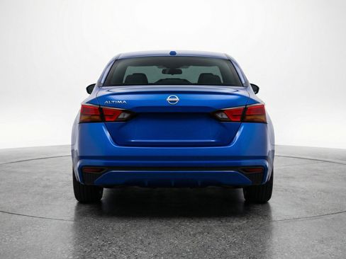 Used 2025 Nissan Altima 2.5 SV image 7