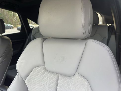 Used 2025 Audi SQ5 Premium Plus image 14