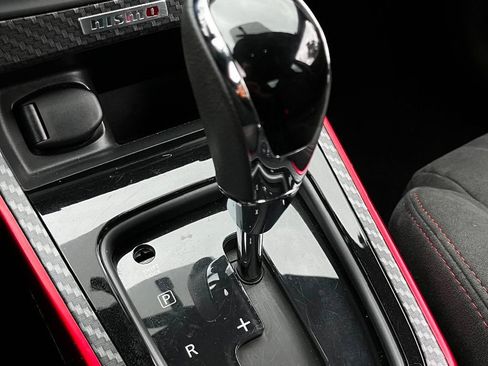 Used 2018 Nissan Sentra NISMO FWD image 18