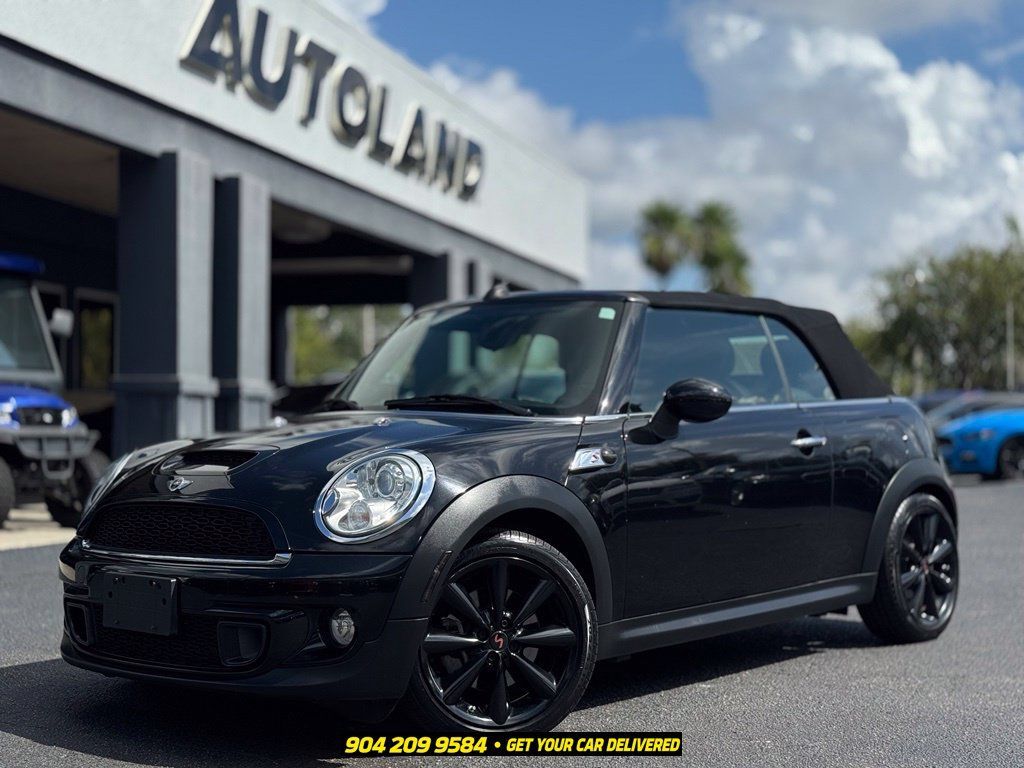 Used 2014 MINI Cooper S FWD image 2