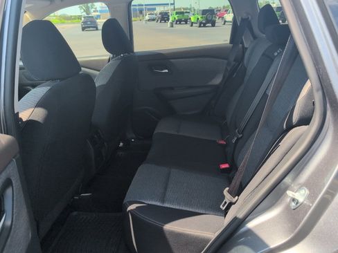 Used 2023 Nissan Rogue SV AWD/4WD image 13