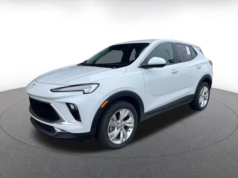 Used 2025 Buick Encore GX Preferred image 3