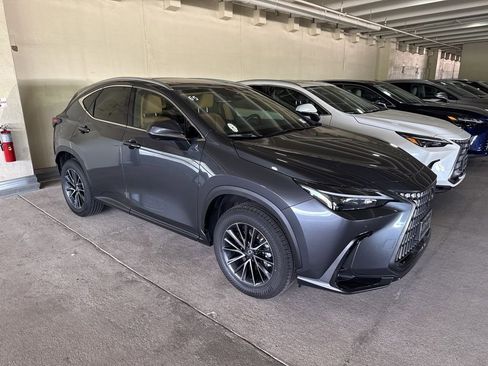 Used 2025 Lexus NX 350 AWD w/ Accessory Package (2T) image 2