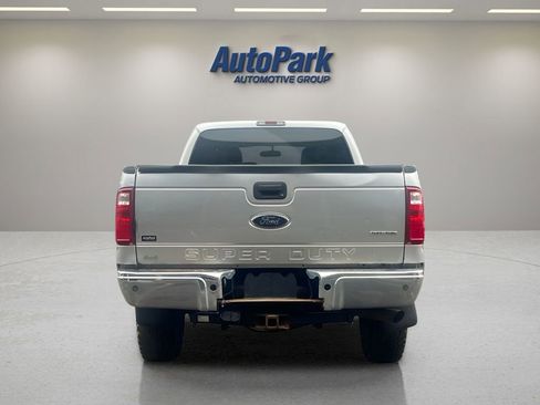 Used 2015 Ford F250 XLT w/ XLT Value Package image 6
