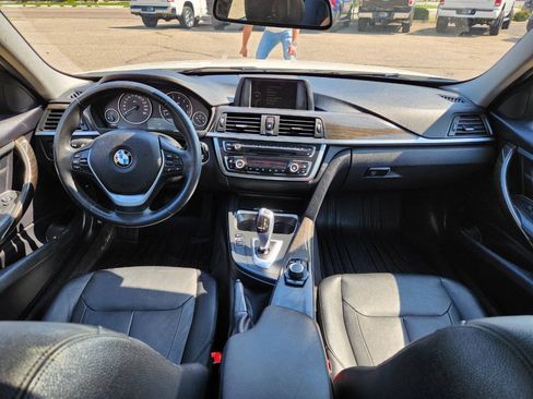 Used 2014 BMW 328i xDrive Sedan AWD/4WD image 3