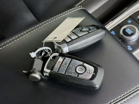 Used 2022 Ford Explorer ST w/ Equipment Group 401A AWD/4WD image 20