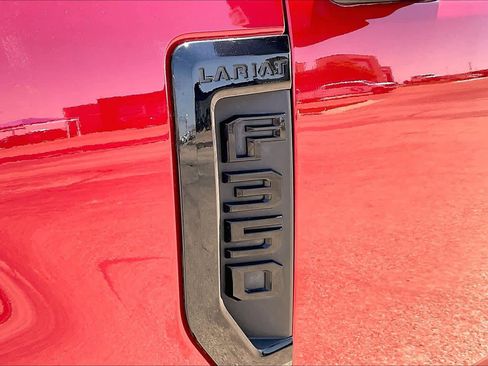 Used 2022 Ford F350 Lariat w/ Lariat Ultimate Package AWD/4WD image 10