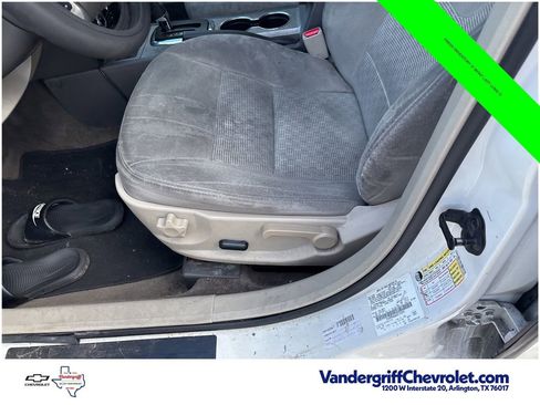 Used 2010 Ford Fusion SE FWD image 6