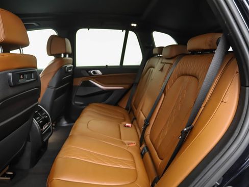 Certified 2023 BMW X5 M50i w/ Executive Package image 22