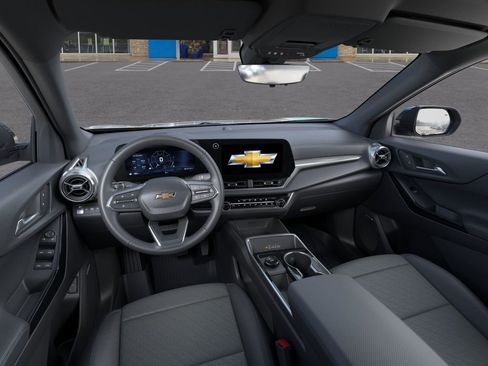 New 2026 Chevrolet Equinox LT AWD/4WD image 15