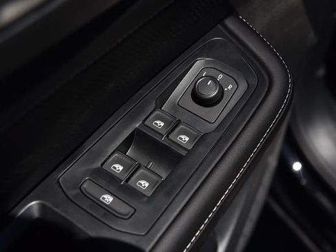 New 2026 Volkswagen Atlas Cross Sport SE AWD/4WD image 8