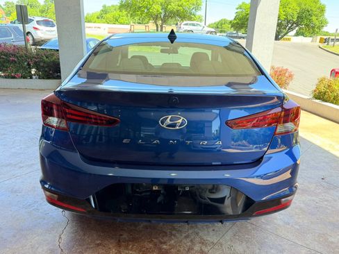 Used 2020 Hyundai Elantra SEL FWD image 5