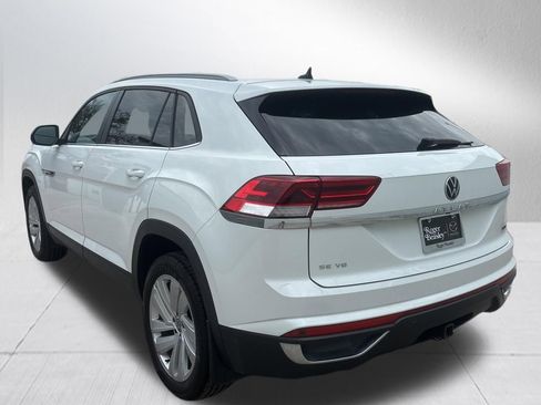 Used 2021 Volkswagen Atlas Cross Sport SE w/ Panoramic Sunroof Package image 10