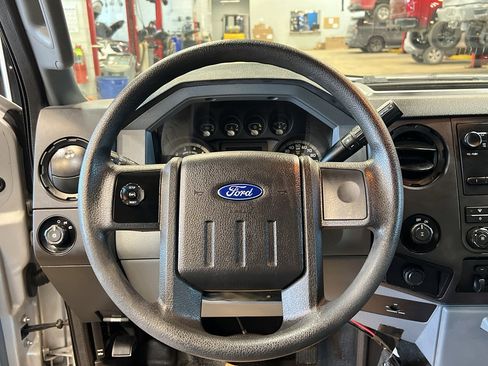 Used 2016 Ford F250 XL image 25