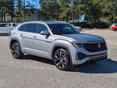 New 2026 Volkswagen Atlas Cross Sport SEL Premium R-Line AWD/4WD image 9