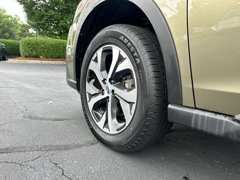 Used 2020 Subaru Outback Limited AWD/4WD image 11