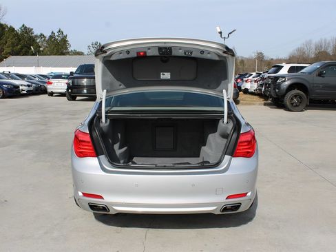 Used 2009 BMW 750Li 750Li image 38