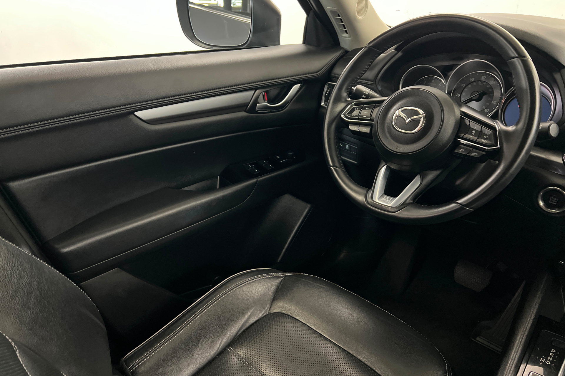 Used 2025 MAZDA CX-5 AWD 2.5 S w/ Preferred Package image 12