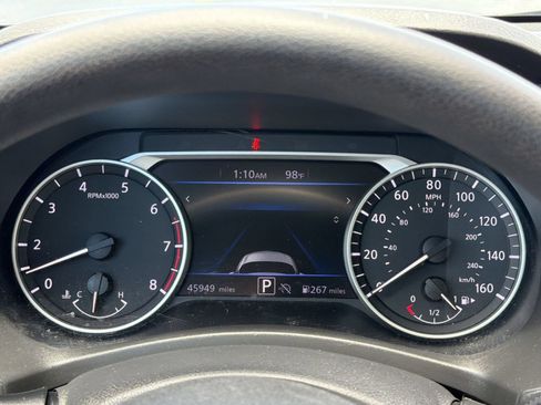 Used 2025 Nissan Sentra SV FWD image 22