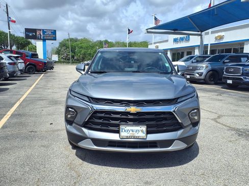 Used 2025 Chevrolet Blazer LT FWD image 19