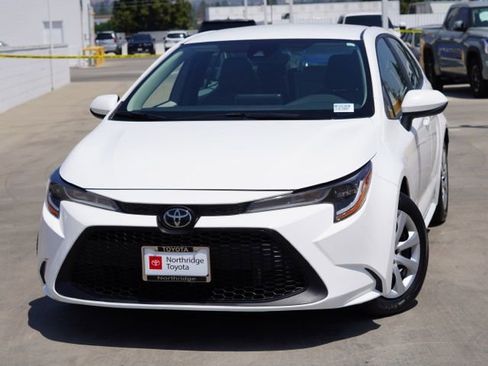Used 2022 Toyota Corolla LE w/ Carpet Mat Package (TMS) FWD image 4