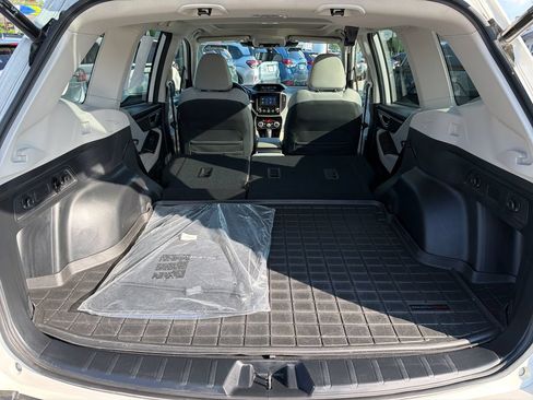Certified 2023 Subaru Forester Premium AWD/4WD image 30