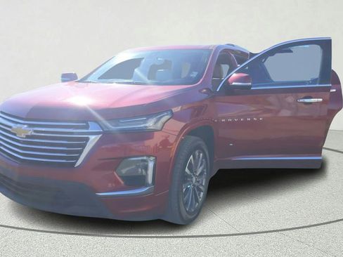 Used 2023 Chevrolet Traverse Premier image 10