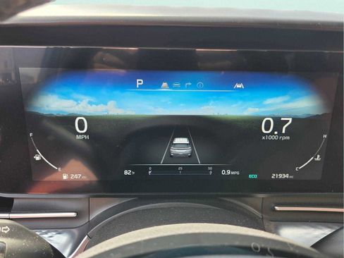 Used 2024 Kia Carnival SX Prestige FWD image 33