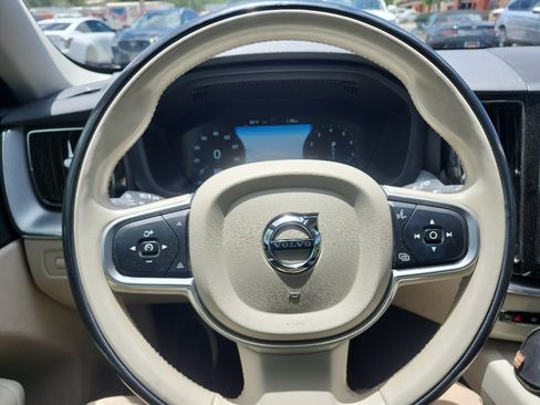 Used 2018 Volvo XC60 T5 Momentum w/ Convenience Package AWD/4WD image 20