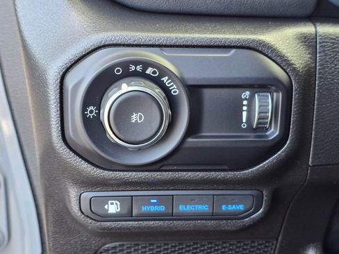 Used 2023 Jeep Wrangler Unlimited Sahara w/ Cold Weather Group image 23