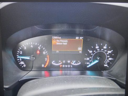 Used 2021 Ford Escape SEL image 4