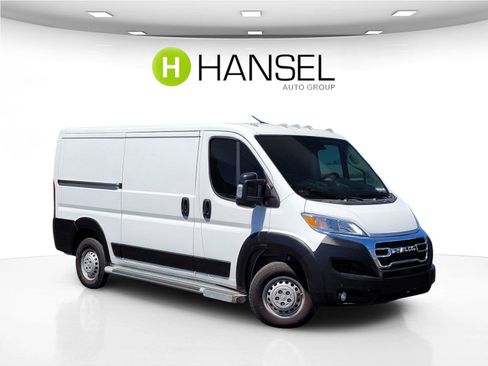 Used 2025 RAM ProMaster 2500 w/ U-Haul Equipment Group FWD image 1