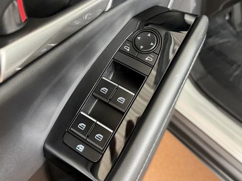 Used 2024 MAZDA CX-30 AWD 2.5 S w/ Select Sport Pkg image 14