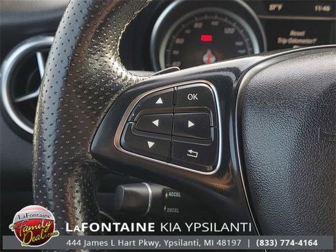 Used 2019 Mercedes-Benz GLA 250 image 16