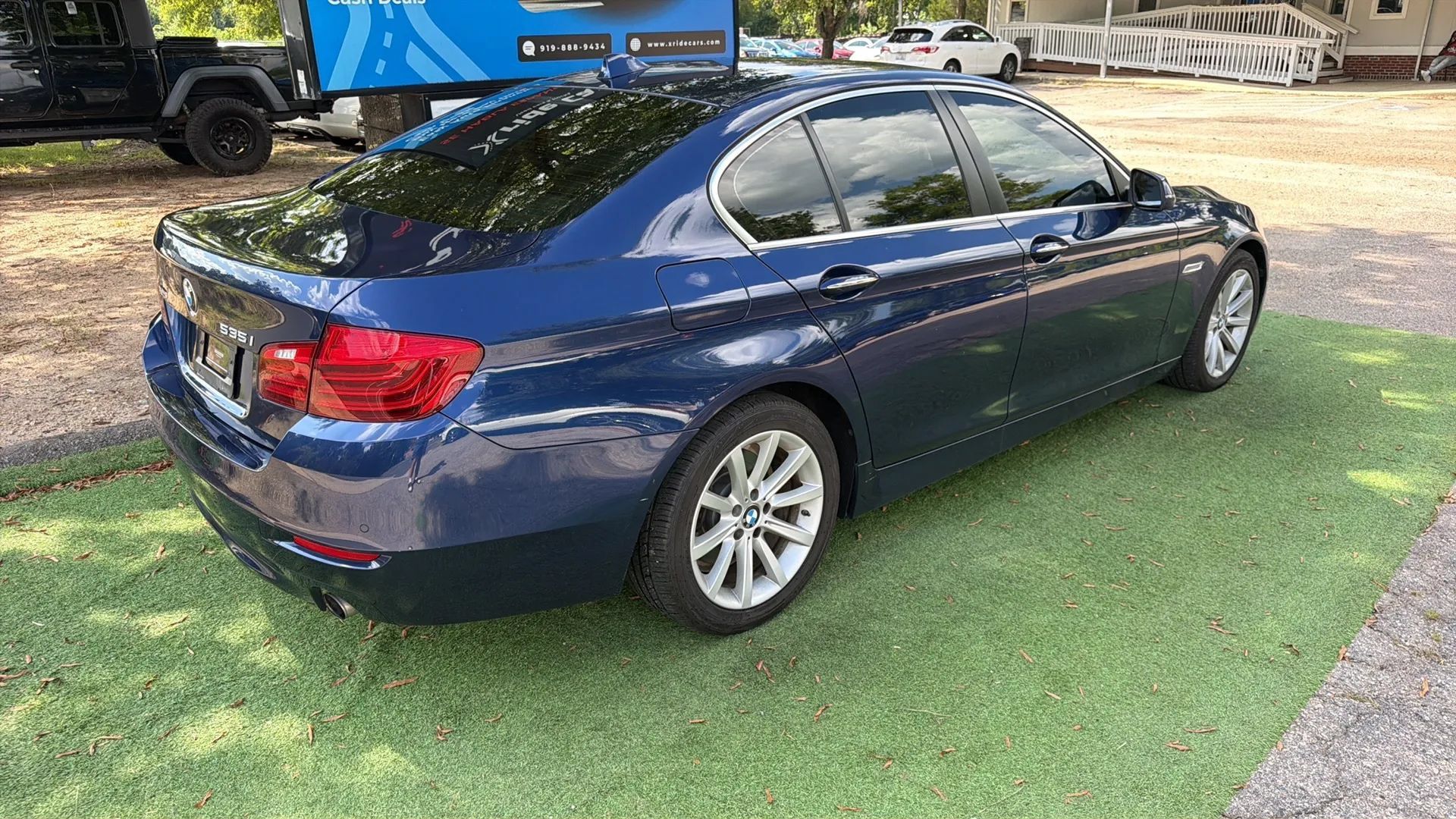 Used 2015 BMW 535i xDrive Sedan AWD/4WD image 6
