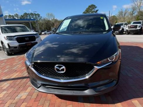 Used 2017 MAZDA CX-5 Touring image 4