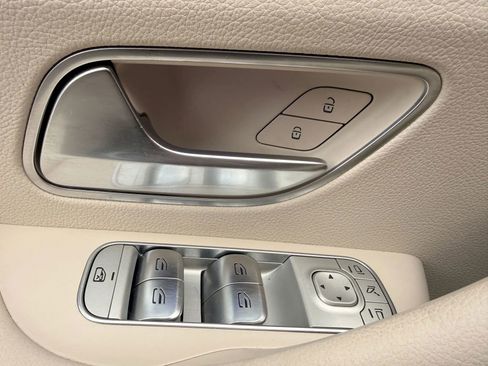 Used 2020 Mercedes-Benz GLE 350 4MATIC w/ 3rd Row Seat Package image 9