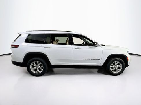 Used 2023 Jeep Grand Cherokee L Limited AWD/4WD image 4