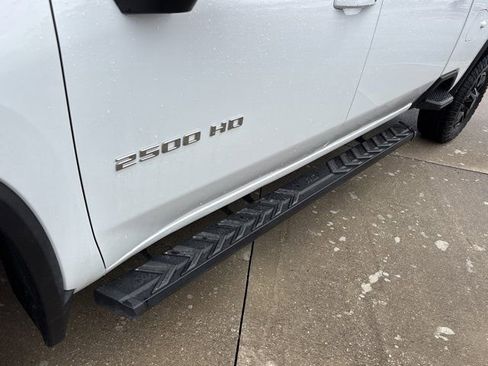 Used 2023 Chevrolet Silverado 2500 LT w/ Convenience Package AWD/4WD image 15