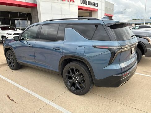 Used 2024 Chevrolet Traverse RS AWD/4WD image 3