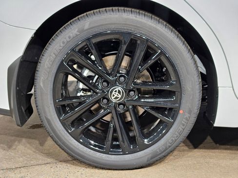 New 2026 Toyota Camry SE FWD image 22