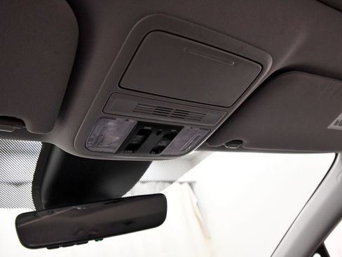 Certified 2024 Honda Odyssey EX-L image 27
