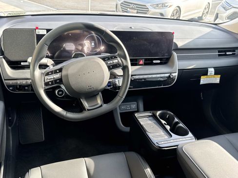 New 2026 Hyundai Ioniq 5 SEL image 7