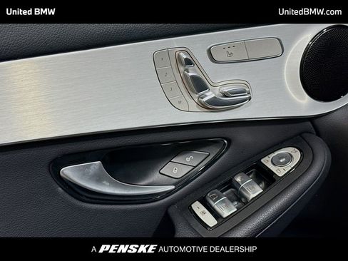 Used 2022 Mercedes-Benz GLC 300 GLC 300 image 3