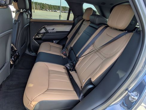 New 2026 Land Rover Range Rover Sport Dynamic SE image 26