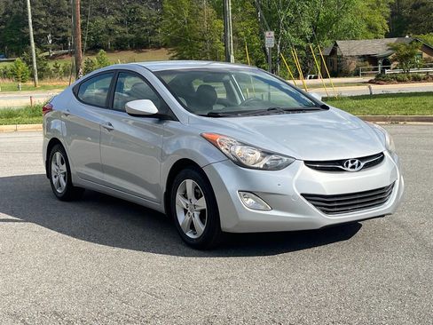 Used 2012 Hyundai Elantra GLS w/ Preferred Pkg 3 image 3