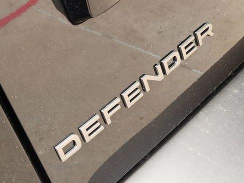 New 2026 Land Rover Defender 110 S image 8