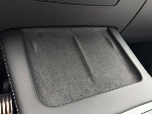 Used 2021 Tesla Model Y Long Range image 18