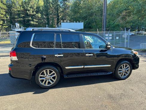 Used 2014 Lexus LX 570 4WD image 4